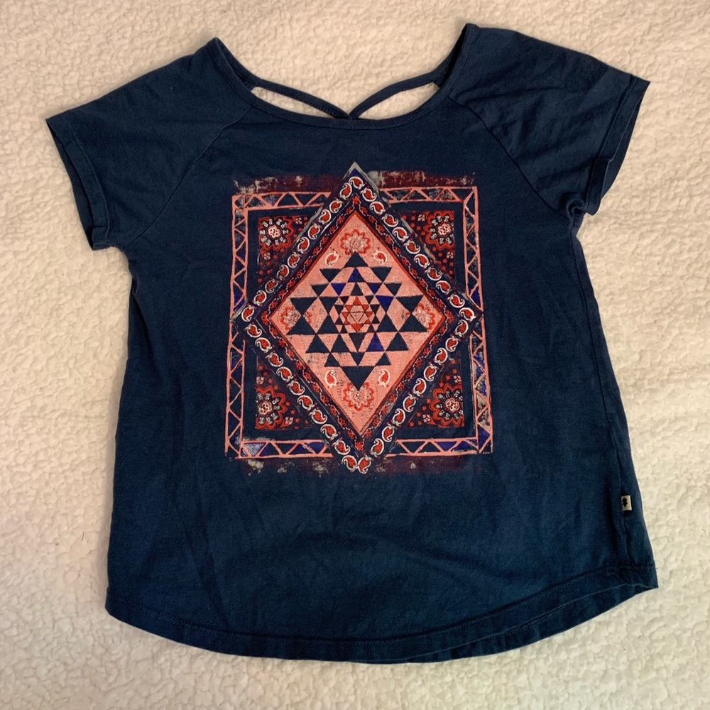 girls lucky brand t-shirt with cross on back
